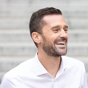 Meet your Posher, Phillip